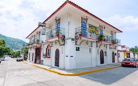 Hotel Isis
